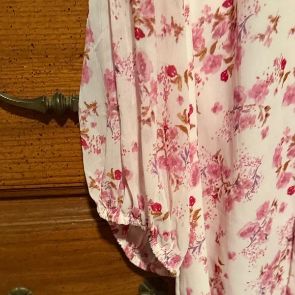 Floral Cece Pink Blouse - Picture 3 of 4